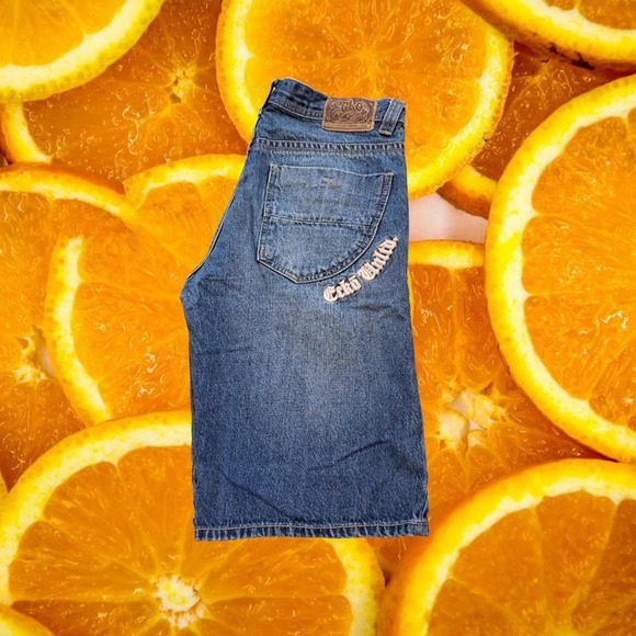 Ecko Unltd Denim Shorts with Floral Design and Patches Size 32 - Picture 3 of 8